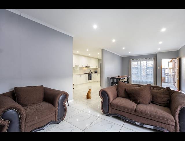 3 BEDROOM HOUSE FOR SALE IN ST DUMAS